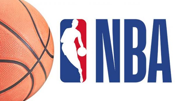 отборите на финал в началото на месеца - Торонто Раптърс и Голдън Стейт Уориърс